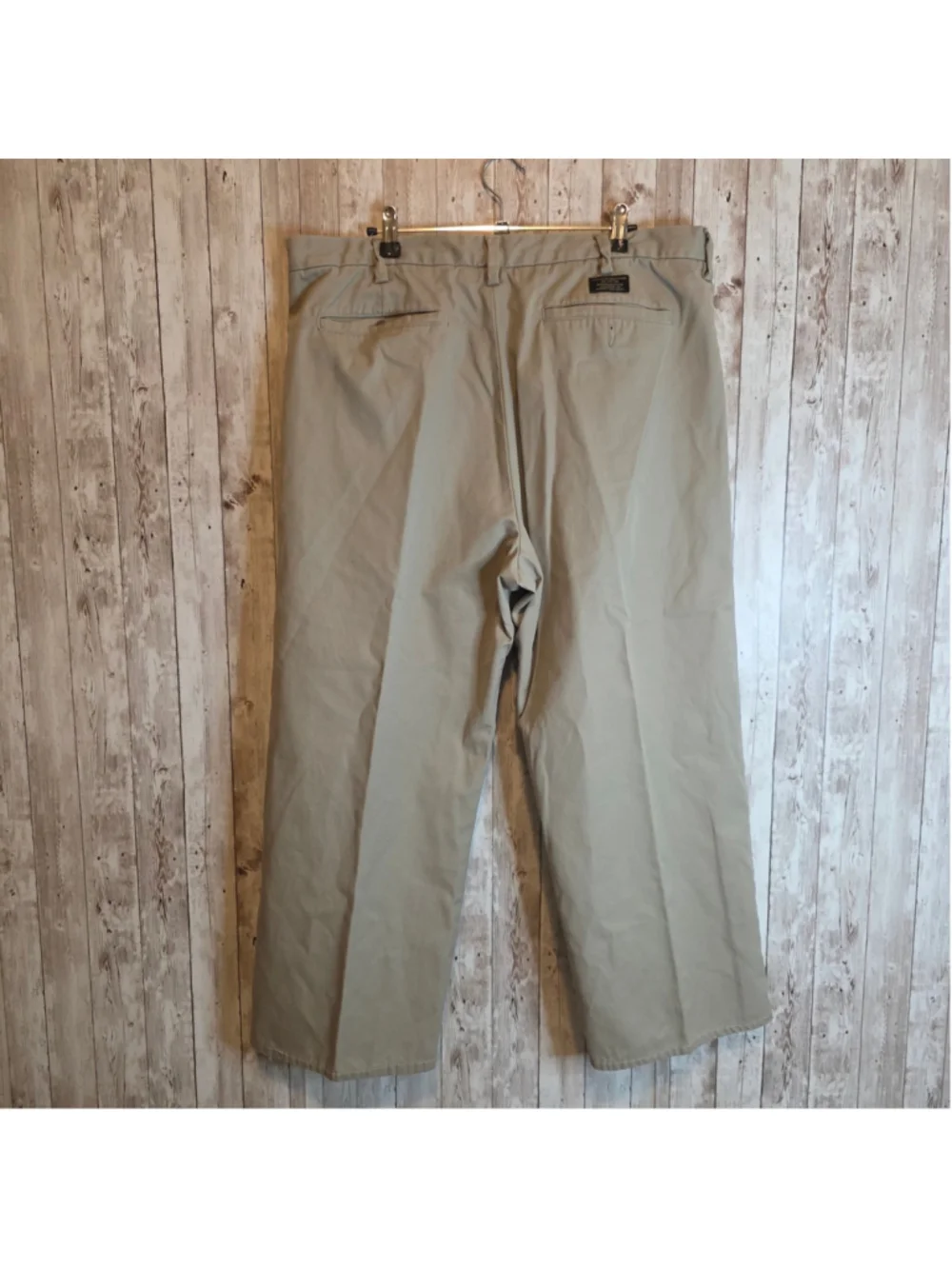 Banana Republic these pre